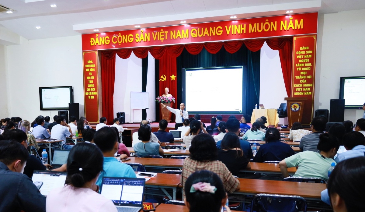 02huanluyenQTTSTTh2tc.JPG
